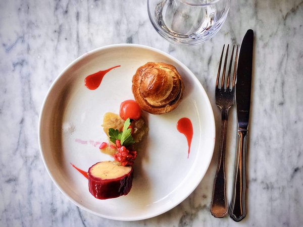 How to Make a Gourmet Lobster Thermidor with a Rich Brandy Sauce?