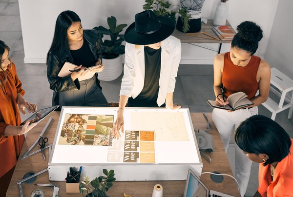 What's the Secret to Crafting the Perfect Vietnamese Spring Rolls with Peanut Sauce?